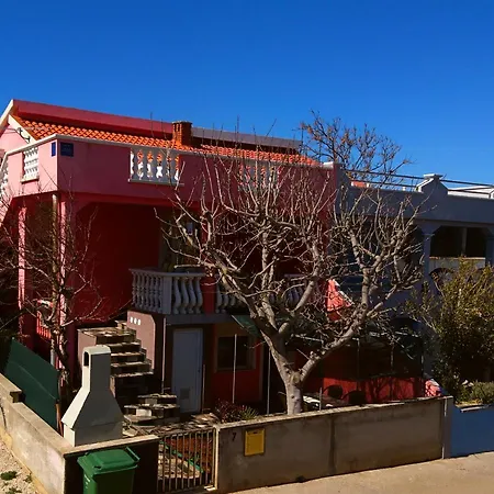Katy Apartment Vir